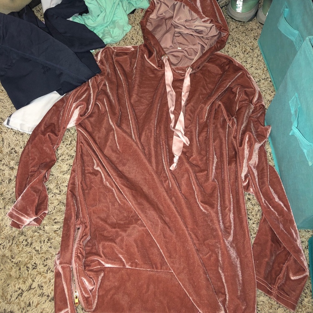 pink velvet oversized sweatshirt